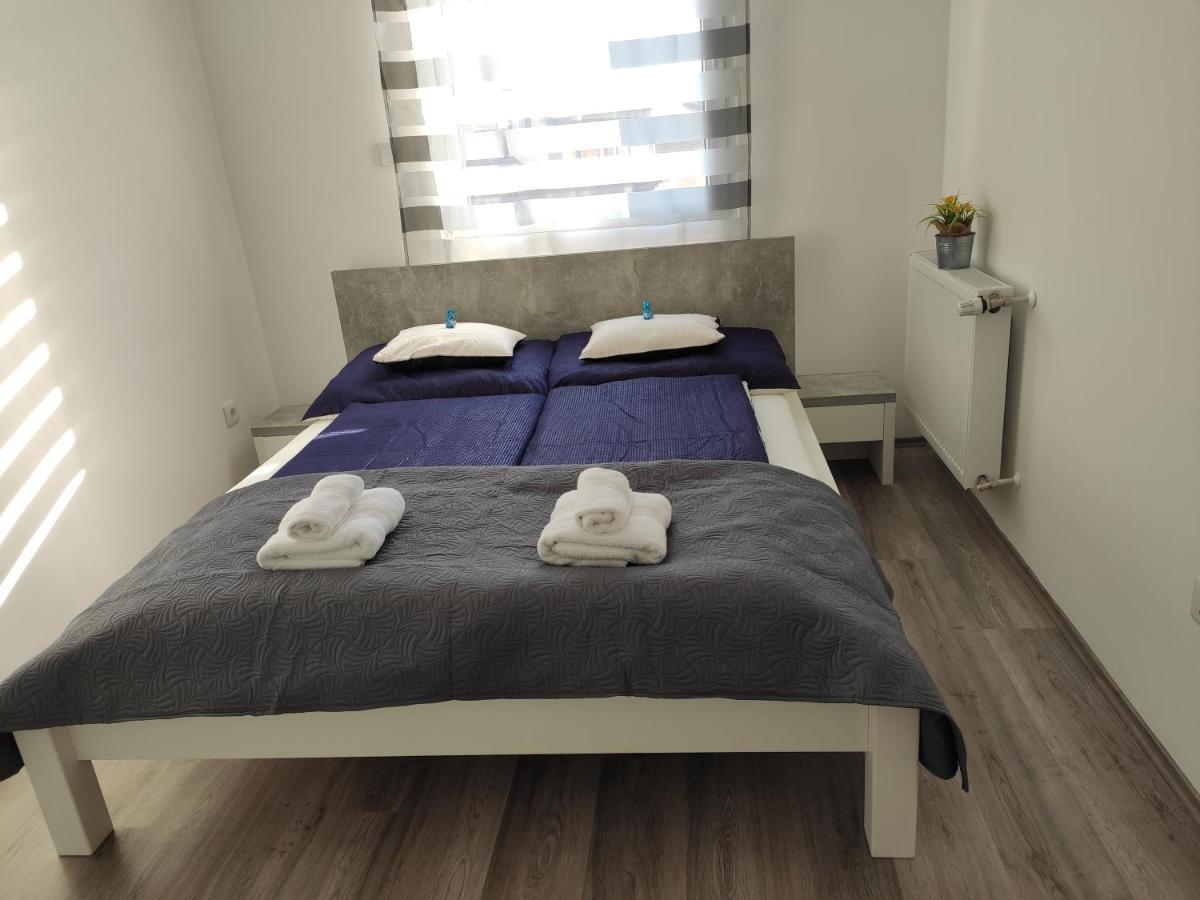 Bajcsy Apartment Debreţin Exterior foto