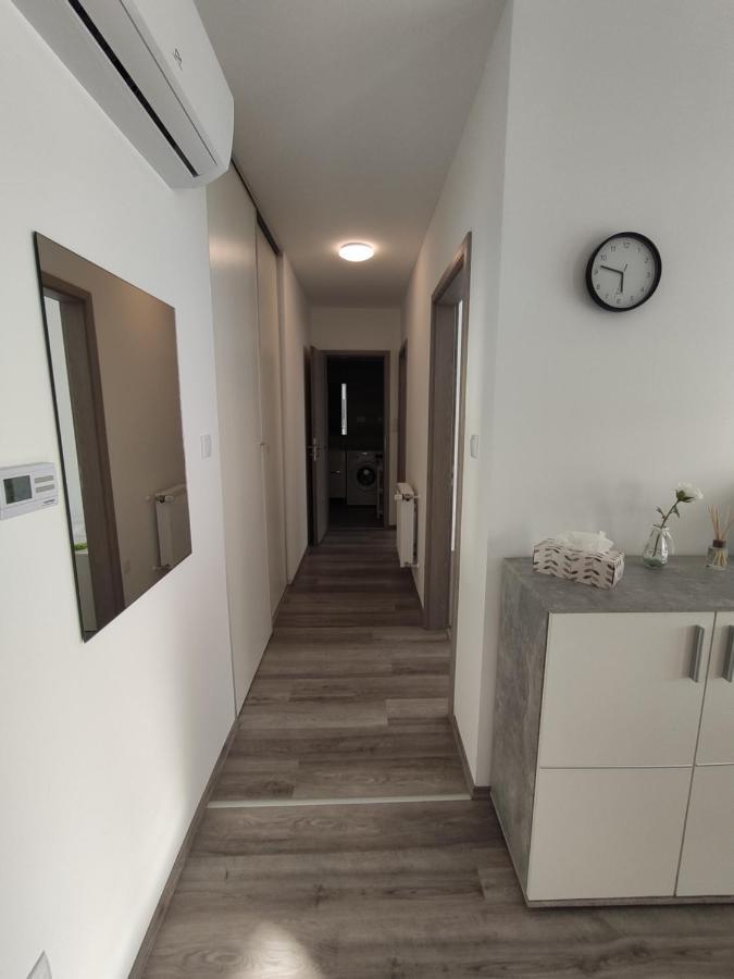 Bajcsy Apartment Debreţin Exterior foto